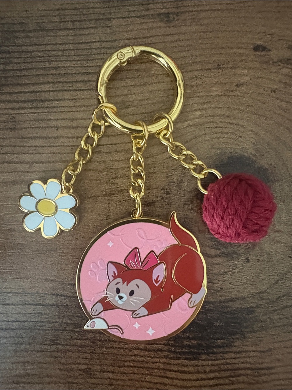 Disney Cats & Dogs Enamel Bag Clip- Dinah